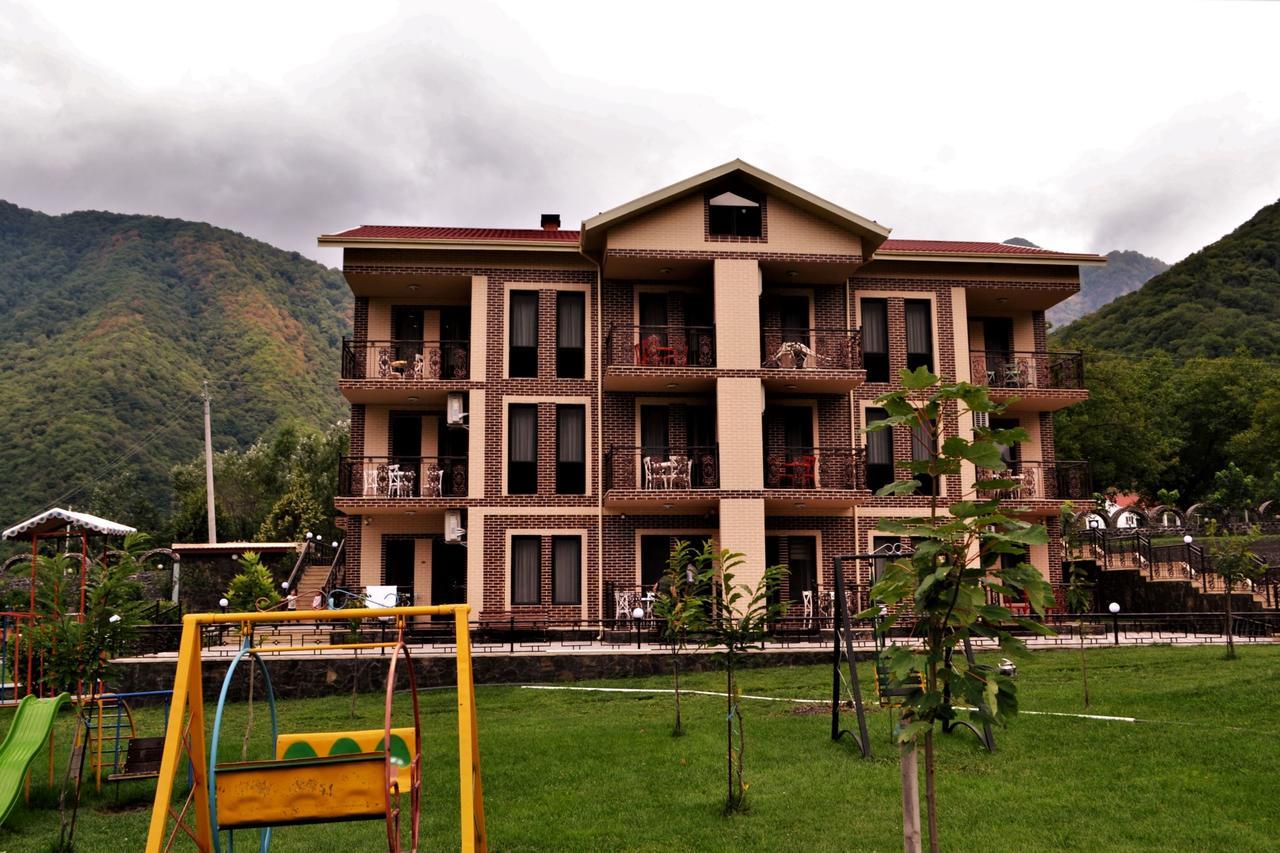 Bergs Otel And Restaurant Qax Εξωτερικό φωτογραφία