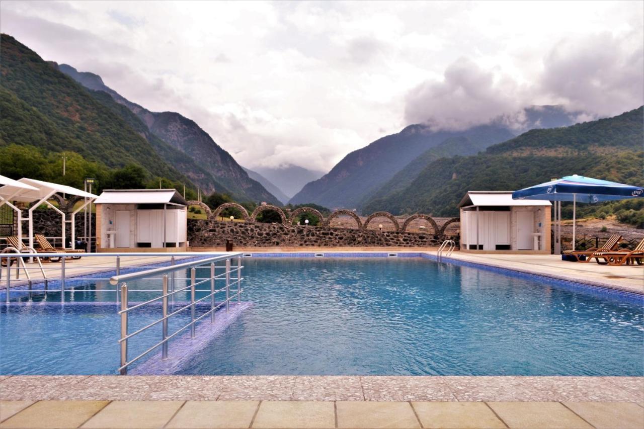 Bergs Otel And Restaurant Qax Εξωτερικό φωτογραφία