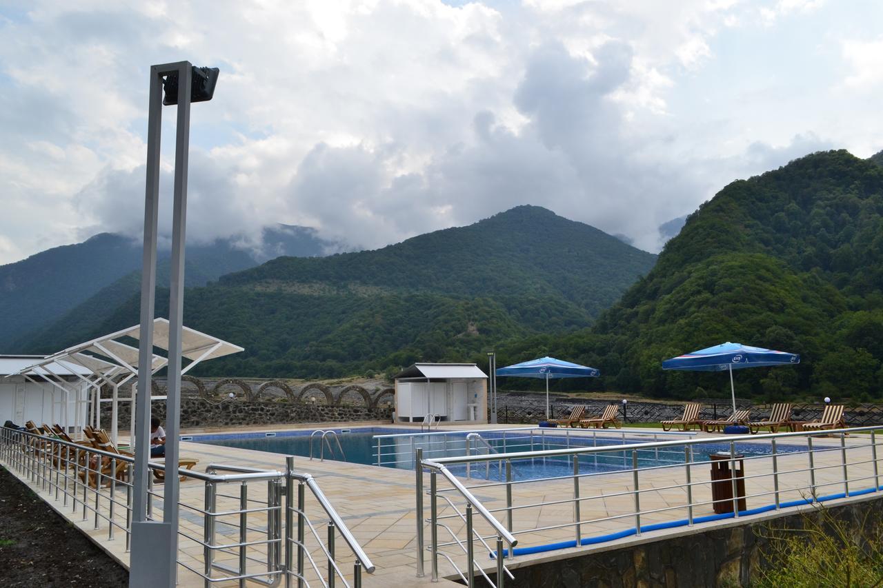 Bergs Otel And Restaurant Qax Εξωτερικό φωτογραφία